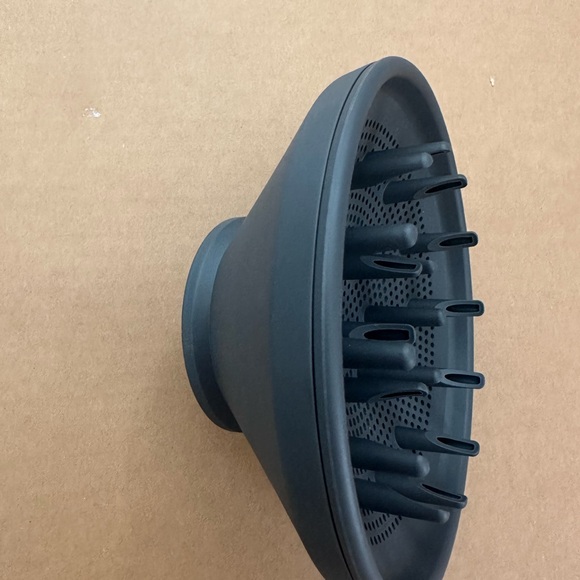 Gray Hair Diffuser - Picture 4 of 4